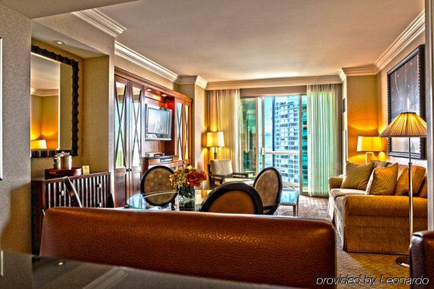 Suites Las Palmas, Hotel & Apartments. San Salvador Room photo